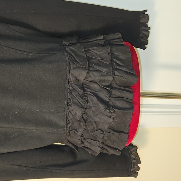Black Ruffled Jacket Size Large - Picture 5 of 8
